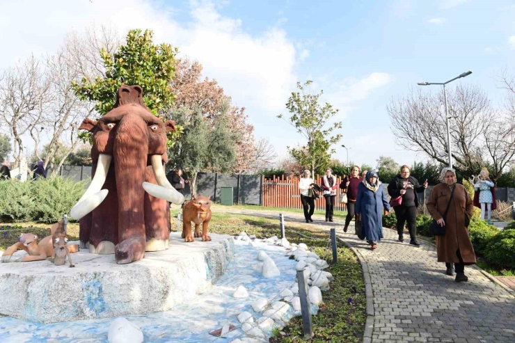 İ̇negöl’e Yeni Meydan