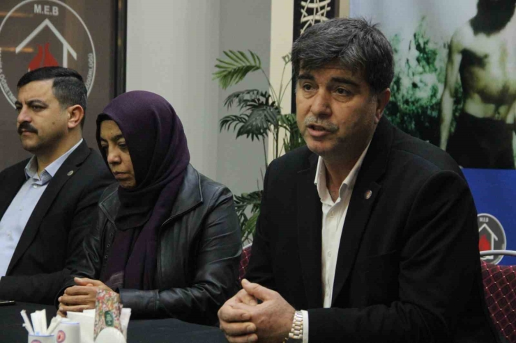 Memur Sen’den Yasa Değişikliği Çağrısı