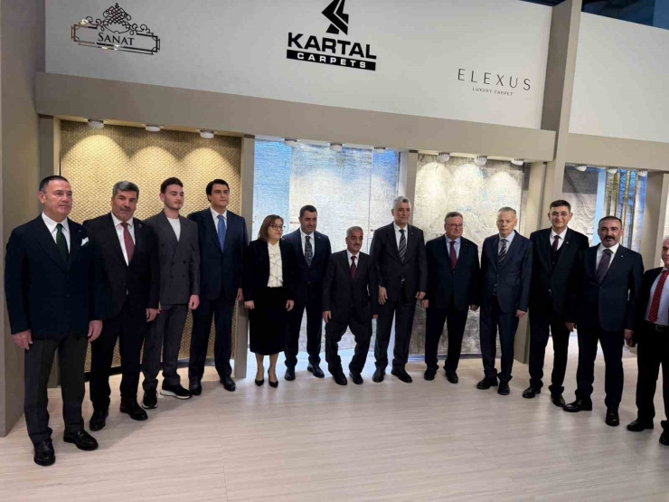 Yılmaz’dan İ̇stanbul’da Önemli Temaslar