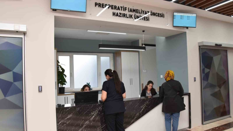 Selçuk Üniversitesinde Sağlık Hizmetleri Ve Eğitimde Güçlü Yatırımlar