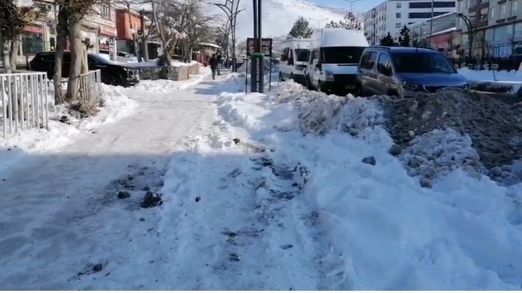 Solhan’da Kar Çilesi Devam Ediyor