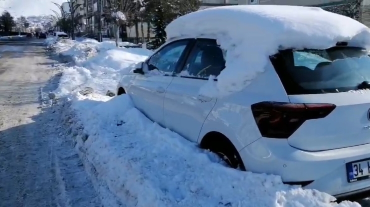 Solhan’da Kar Çilesi Devam Ediyor