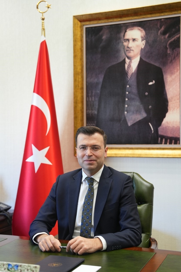 Niğde’nin Yeni Valisi Nedim Akmeşe Oldu