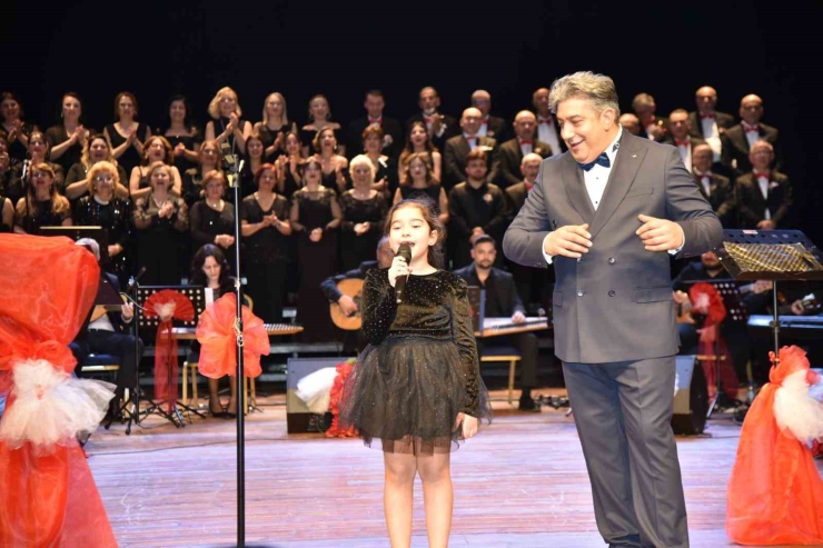102 Yaşında Konser Verdi