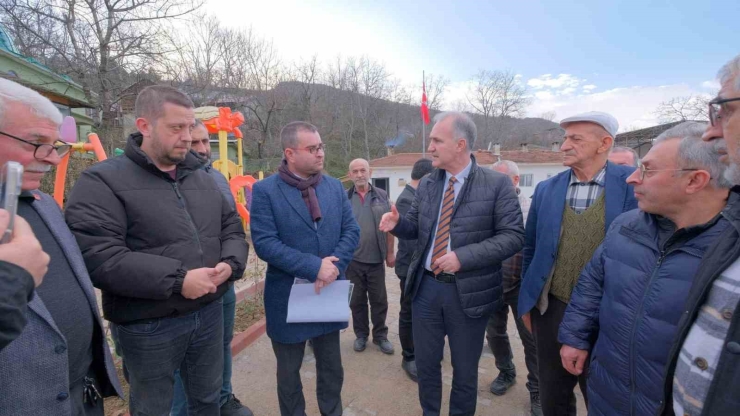 İ̇negöl Belediyesi’nden İ̇claliye Mahallesi’nde Meydan Düzenlemesi