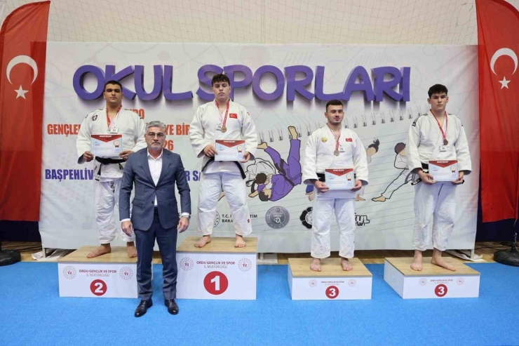 Bilecikli Sporcu Türkiye Üçüncüsü Oldu