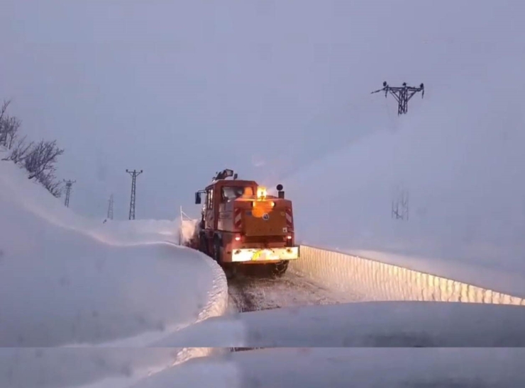 Şırnak-hakkari Yolu Ulaşıma Açıldı
