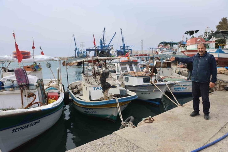 Yılların Kaptanından Amatör Balıkçılara ’fırtınada Denize Açılmayın’ Çağrısı