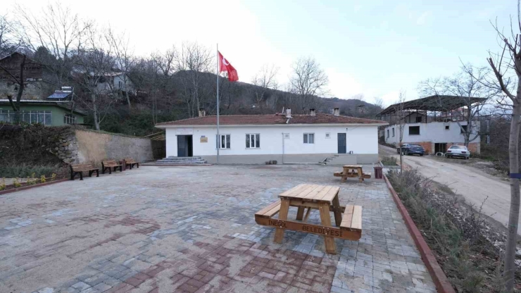 İ̇negöl Belediyesi’nden İ̇claliye Mahallesi’nde Meydan Düzenlemesi