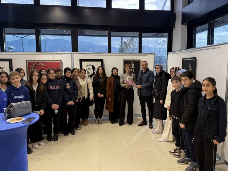 Kartepe’de Filografi Sergisi Sanatseverlerle Buluştu