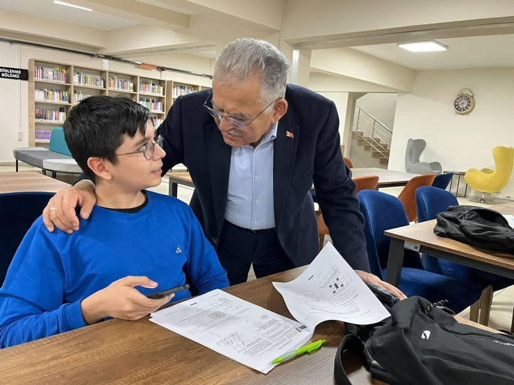 Başkan Büyükkılıç’tan Talas Mevlana Sosyal Yaşam Merkezi’ne Yakın İlgi