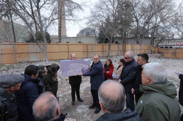 Camikebir’deki Dönüşüme Kent Konseyi’nden İnceleme