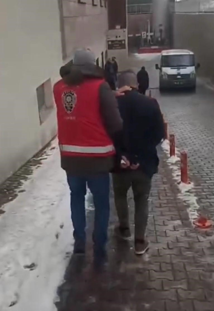 Kayseri’de Kesinleşmiş Hapis Cezasıyla Aranan 3 Şahıs Yakalandı