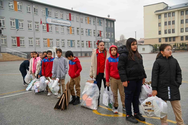 Selçuklu Belediyesi’nin Düzenlediği Okullar Arası Sıfır Atık Yarışmasıyla Çevre Bilinci Güçleniyor