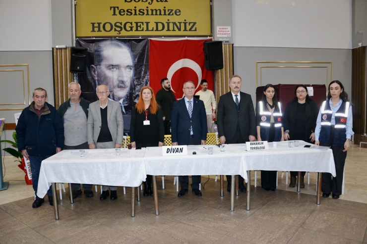 Manisa’da 23 Yıllık Başkan Seçimi Kaybetti