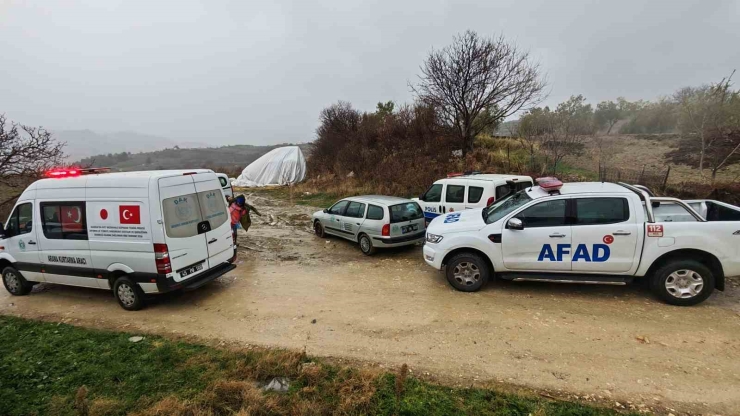 Demirci’de Kayıp Kadını Arama Çalışmaları 7’nci Gününde Sürüyor