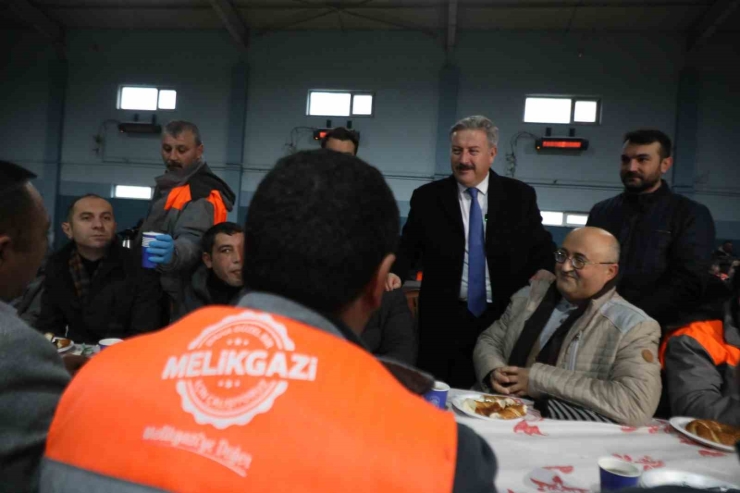 Başkan Palancıoğlu, Saha Çalışanları İle Bir Araya Geldi