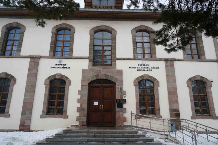 Tarihi Erzurum Kongre Binası İçin Tehlike Zilleri Çalıyor