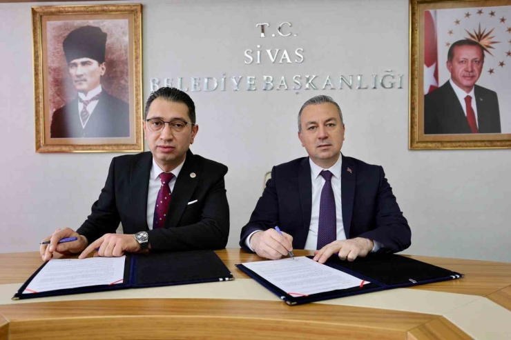 Sivas Belediyesi İle Baro Arasında Adli Yardım Protokolü İmzalandı