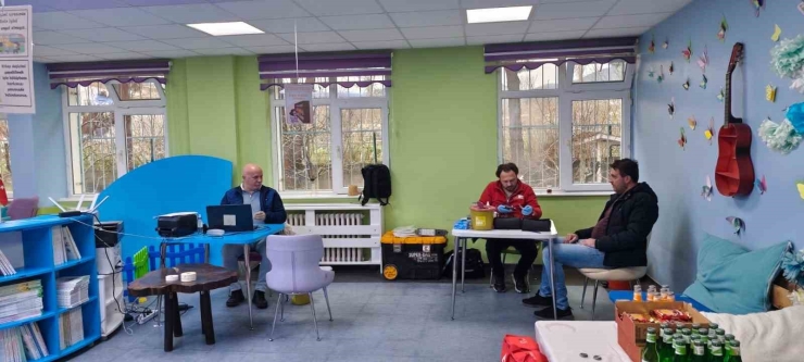 Türkeli’de Okullarda Rekor Kan Bağışı: 3 Günde 253 Ünite Kan Toplandı