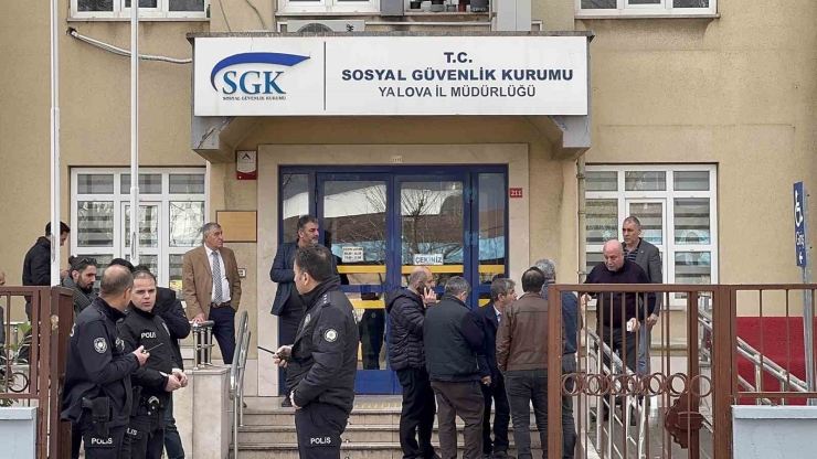Sgk İ̇l Müdürlüğü Avukatını Öldüren Zanlı Tutuklandı