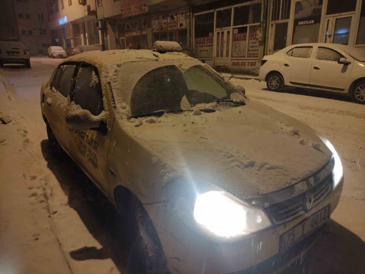 Ardahan’da Kar Yağışı Etkili Oldu