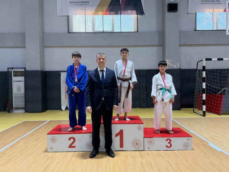 Yıldız Judocular Koçarlı’da Mindere Çıktı