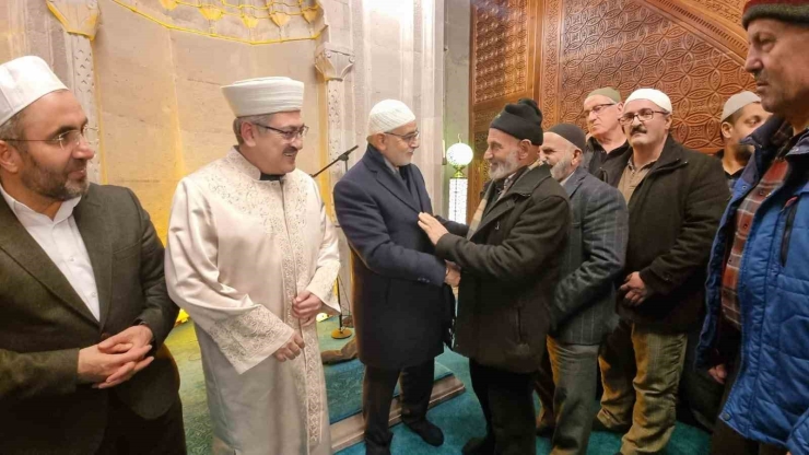 Erzurum’da 1001 Hatim Bereketi Sürüyor