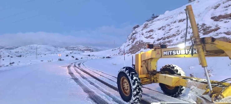 Kayseri’de Kapanan 126 Yol Ulaşıma Açıldı