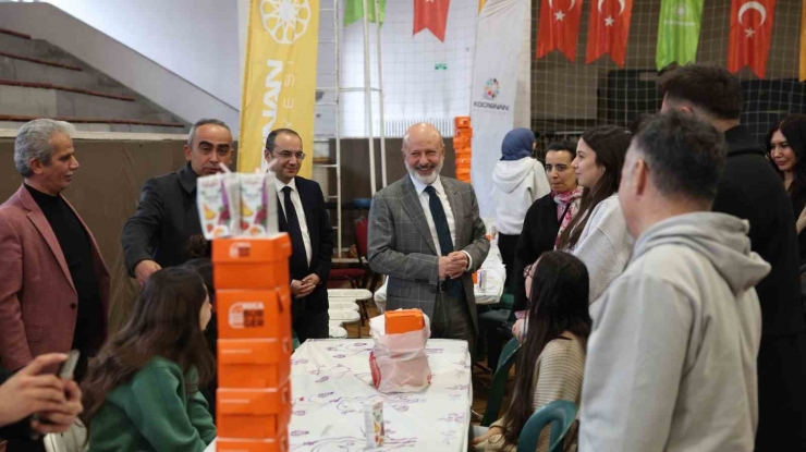 Başkan Çolakbayrakdar: "güçlü Türkiye’nin Temeli Gençlerimizdir"