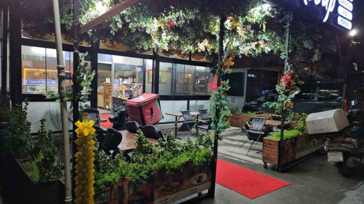 Küçükçekmece’de Kebapçı 1 Hafta Arayla İkinci Kez Kurşunlandı