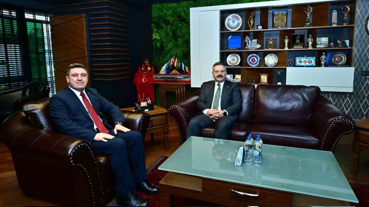 Vali Aksoy’dan Veda Ziyaretleri