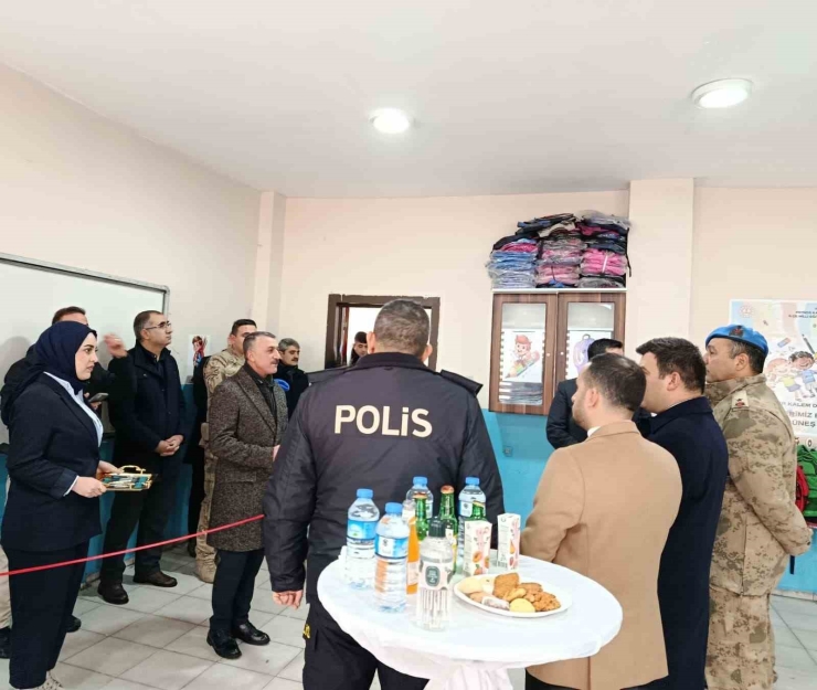 Patnos’ta İyilik Dükkanı Açıldı