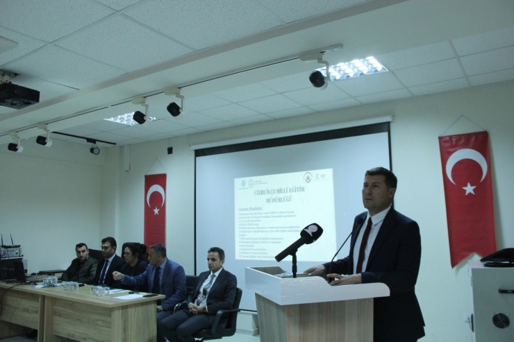 Cizre’de Eğitim Ve Öğretim Yılının Dönem Değerlendirmesi Yapıldı