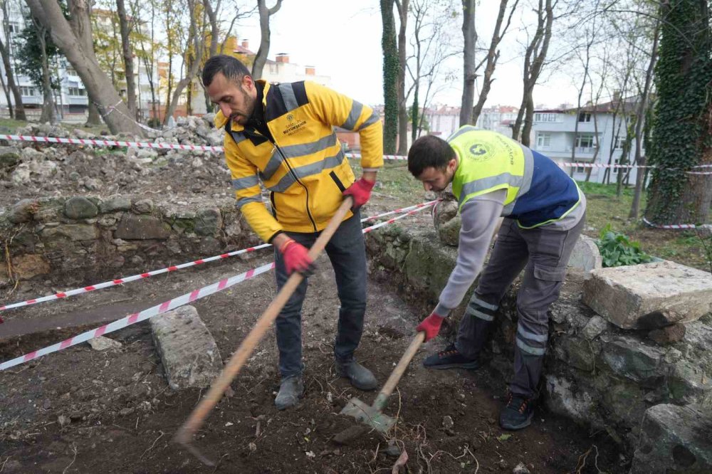 Samsun’da Mezarlığın Altından Tarih Çıkıyor: Yeni Tarihi Mezarlar