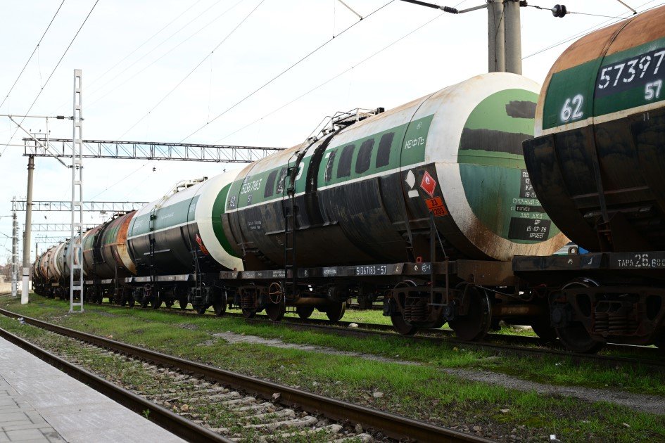 Azerbaycan’dan Ermenistan’a 979 Tonluk Benzin Sevkiyatı