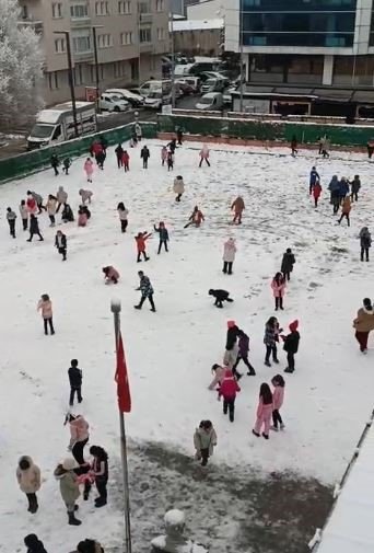 Ardahan’da Taşımalı Eğitime Kar Engeli