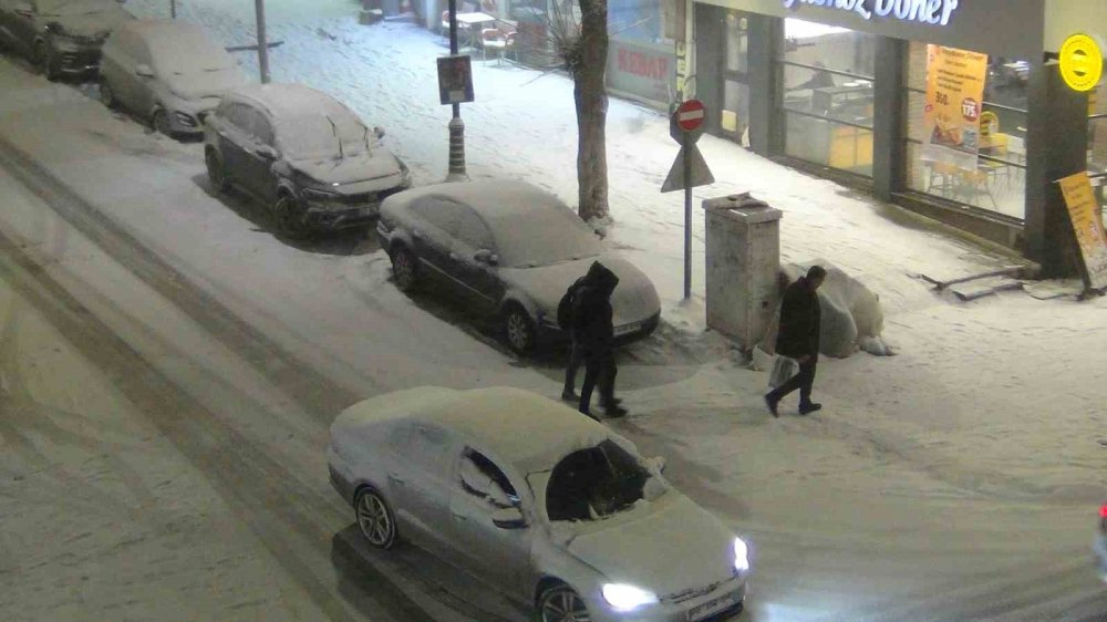 Kars-Ardahan ve Kars-Göle Yolları Kapandı.. Güvenlik Önlemleri Alınıyor!