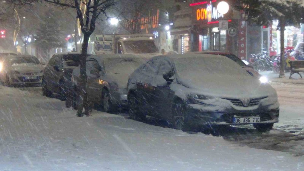 Kars-Ardahan ve Kars-Göle Yolları Kapandı.. Güvenlik Önlemleri Alınıyor!