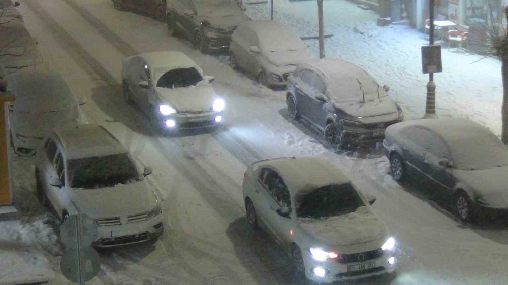 Kars-Ardahan ve Kars-Göle Yolları Kapandı.. Güvenlik Önlemleri Alınıyor!