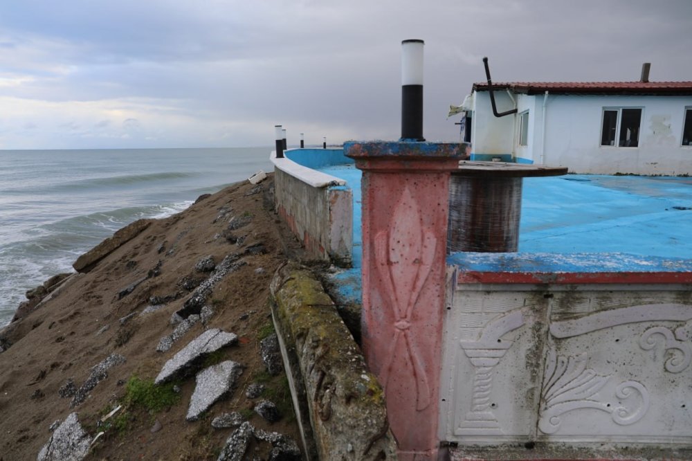 Korkutan Kıyı Erozyonu: Deniz 50 Metre İçeri Girdi