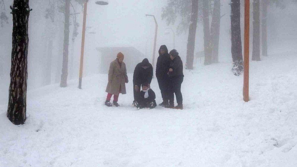 Ordu’nun ‘Seyir Terası’ Boztepe’de Kar Güzelliği