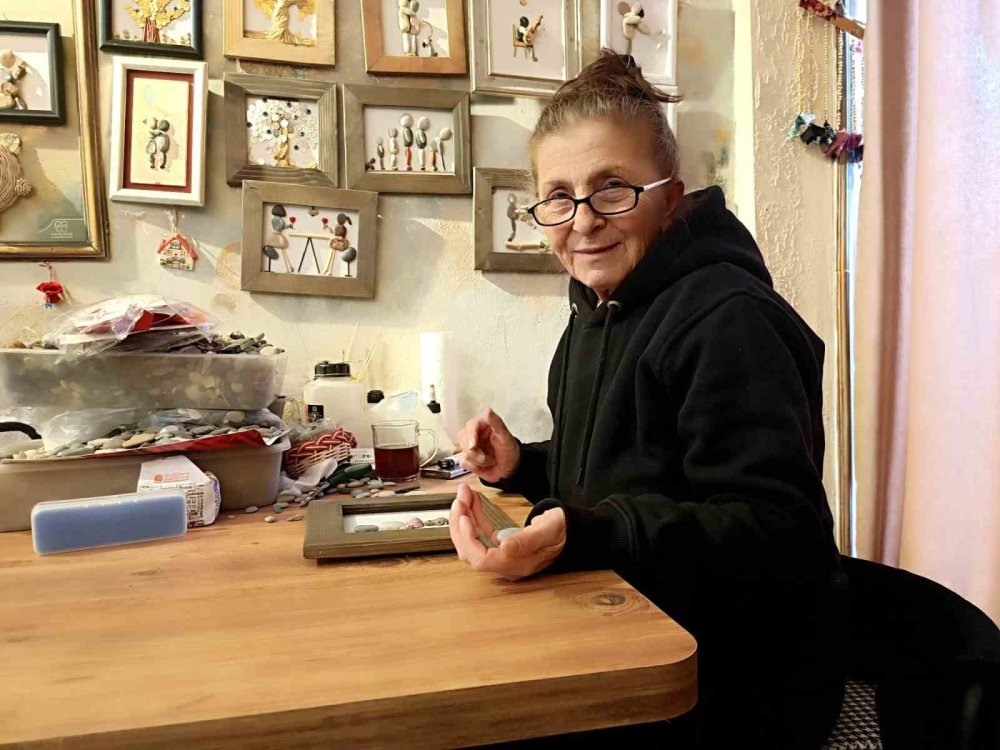 Kırşehir’de Taş Süsleme Sanatının Son Temsilcisi Çırak Bulamamaktan Dertli