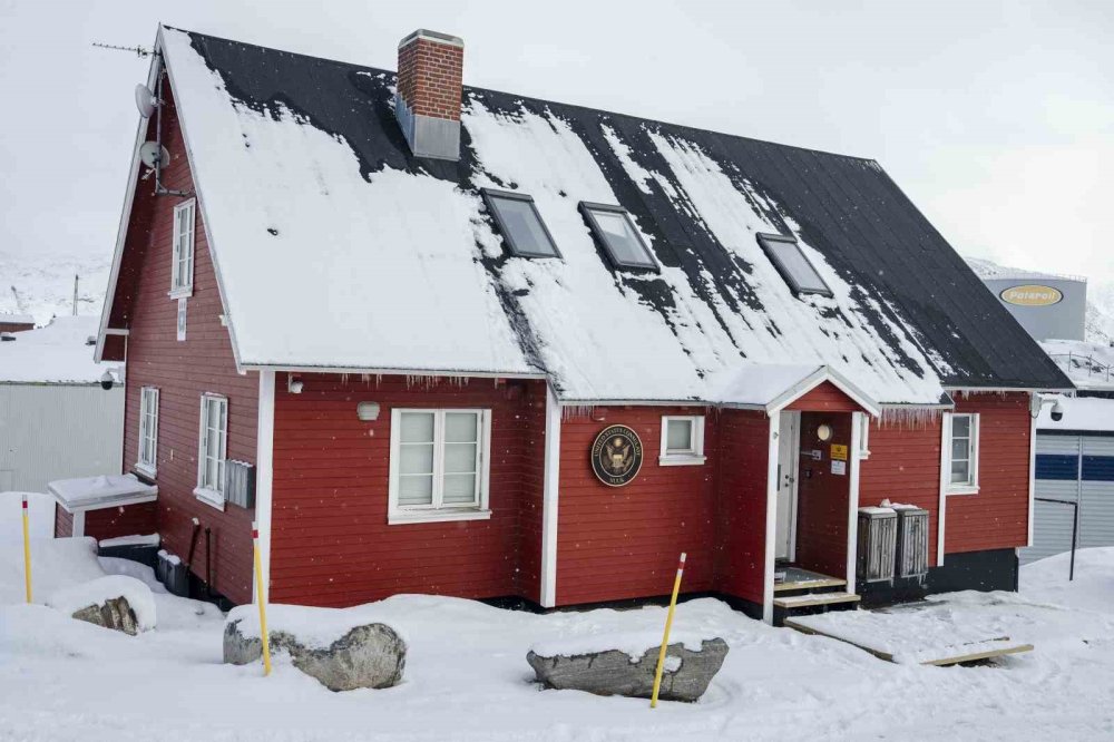 Fransa, Grönland’a Asker Gönderdi