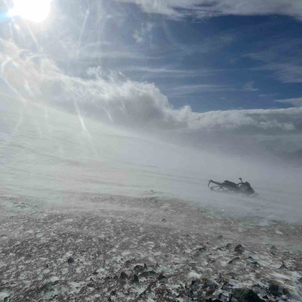 Trabzon’un Yükseklerinde Kar Fırtınası Etkili Oluyor