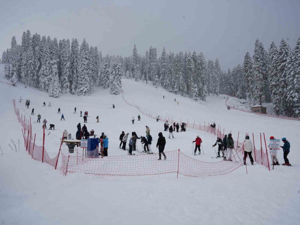 Ilgaz Dağı’nda Yarıyıl Tatili Coşkusu