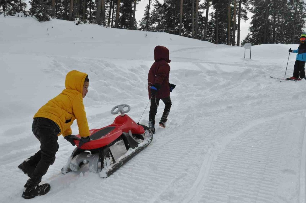 Sarıkamış’ta Sömestr Heyecanı.. Kristal Kar Üzerinde Doluluk Yüzde 100’e Ulaştı