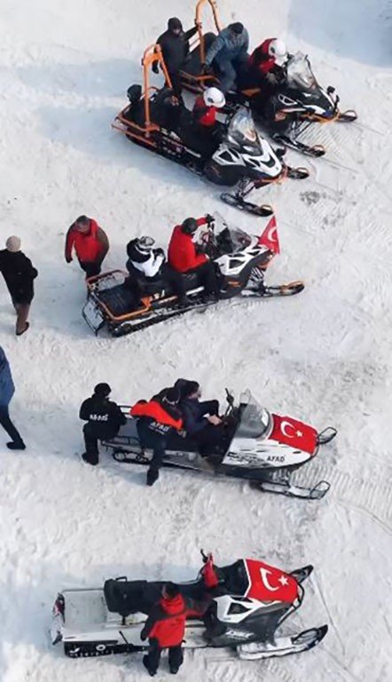 Kayak Sezonu Açıldı, Vali Kayak Severleri Davet Etti