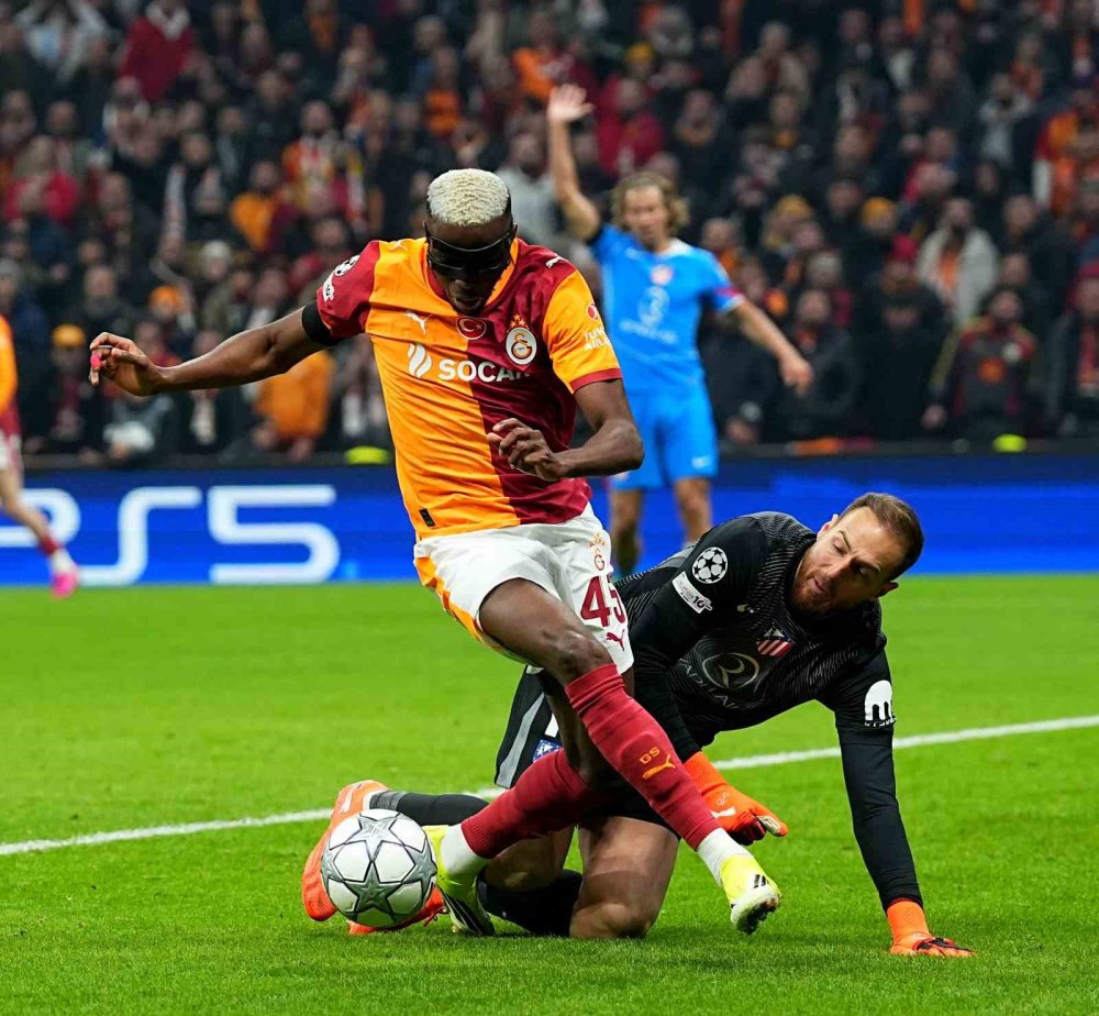 Uefa Şampiyonlar Ligi: Galatasaray: 1 - Atletico Madrid: 1 (i̇lk Yarı)