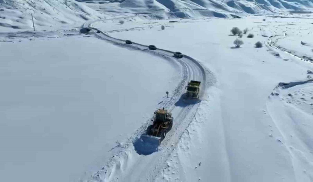 Ağrı’da Kapalı Köy Yolları Ulaşıma Açılıyor